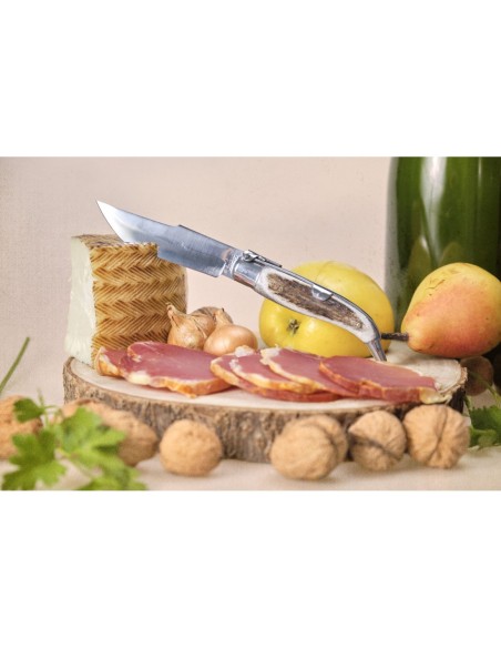 Navaja Clásica Albaceteña con hoja de 8 cm de acero inoxidable. Mango de asta de Ciervo.